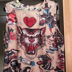 Women’s crew neck tank top